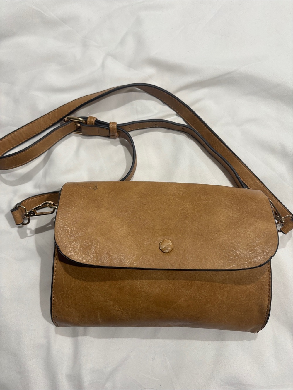 Classic Tan Crossbody Bag - Minimal Leather Shoulder Purse